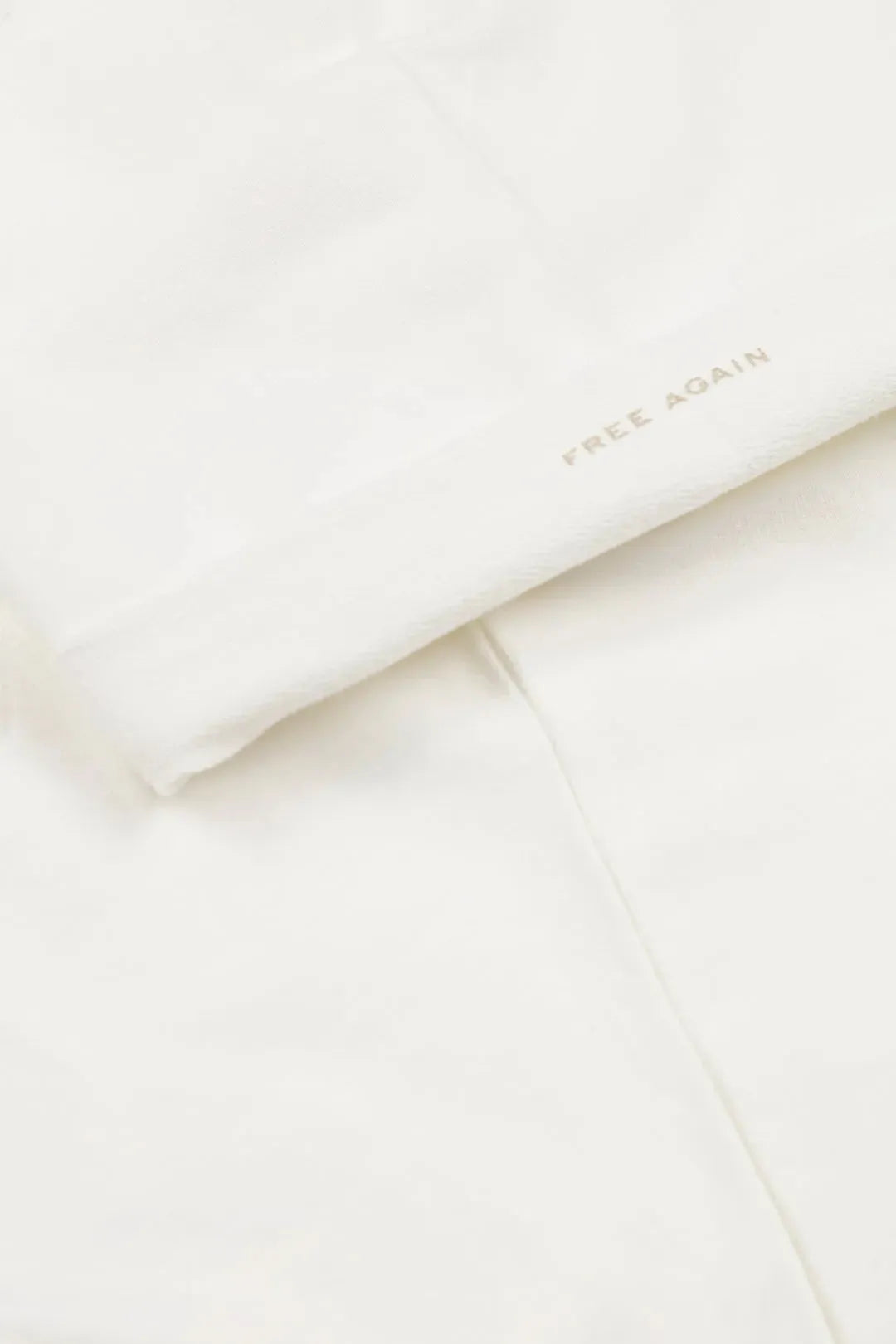 Club Tee | Off White - CLUB 24